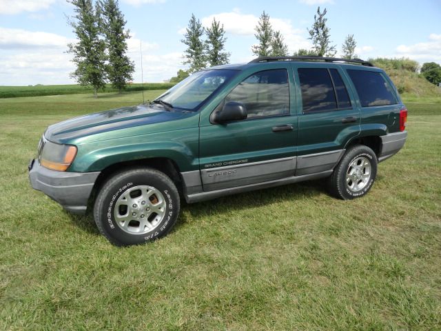 Jeep Grand Cherokee 2000 photo 1