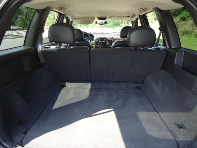 Jeep Grand Cherokee 2000 photo 3