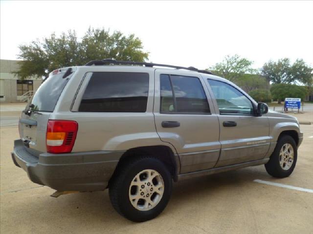 Jeep Grand Cherokee 2000 photo 3