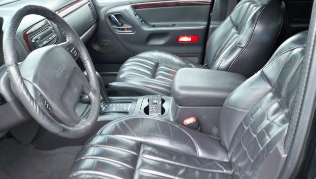 Jeep Grand Cherokee Super SUV