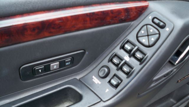 Jeep Grand Cherokee 2000 photo 4