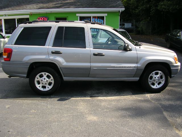 Jeep Grand Cherokee 2000 photo 3