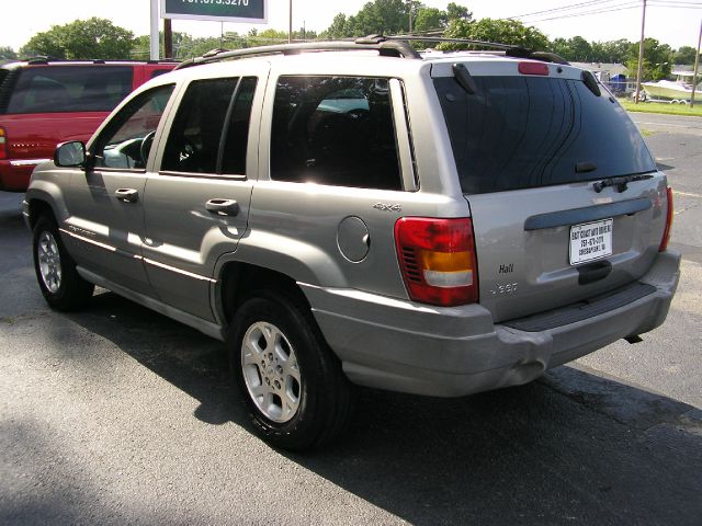 Jeep Grand Cherokee 2000 photo 4