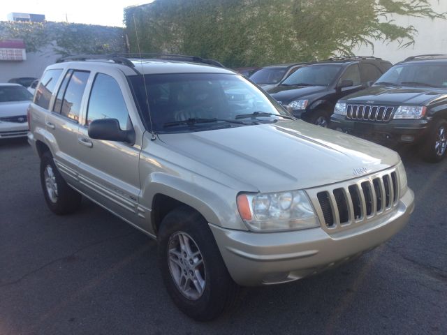 Jeep Grand Cherokee 2000 photo 3