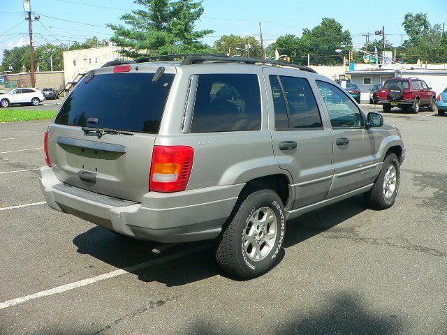 Jeep Grand Cherokee 2000 photo 3