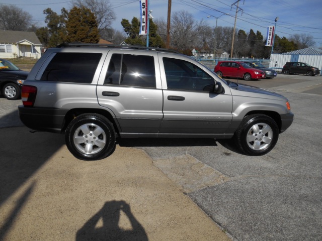 Jeep Grand Cherokee 2001 photo 3