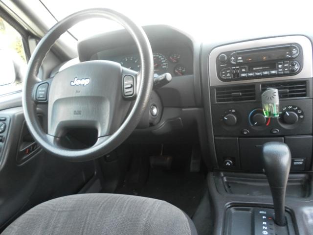 Jeep Grand Cherokee 2001 photo 3