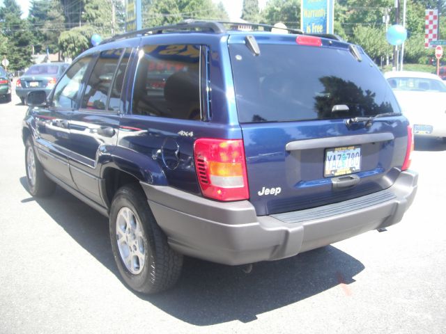 Jeep Grand Cherokee 2001 photo 3