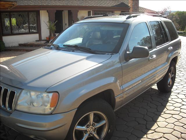 Jeep Grand Cherokee 2001 photo 1