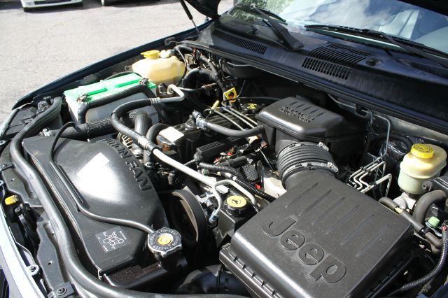 Jeep Grand Cherokee 2001 photo 14