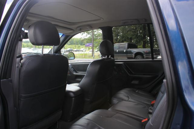 Jeep Grand Cherokee 2001 photo 45
