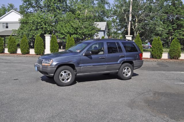 Jeep Grand Cherokee 2001 photo 2