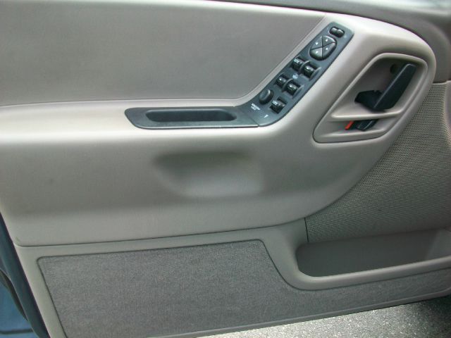 Jeep Grand Cherokee 2001 photo 10