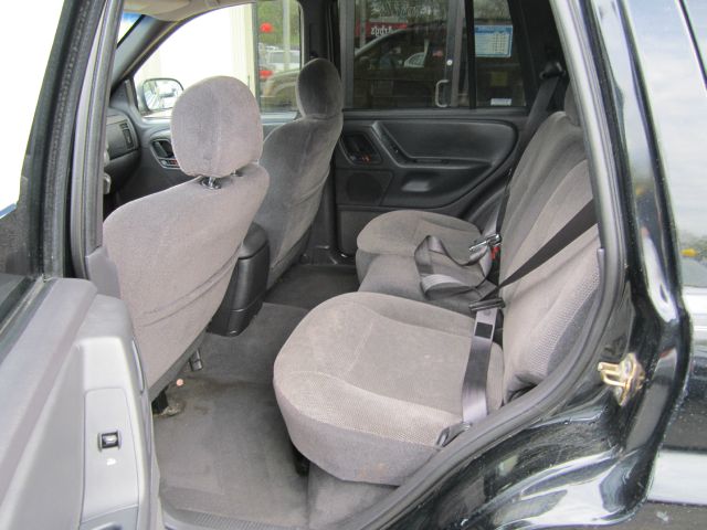 Jeep Grand Cherokee 2001 photo 4