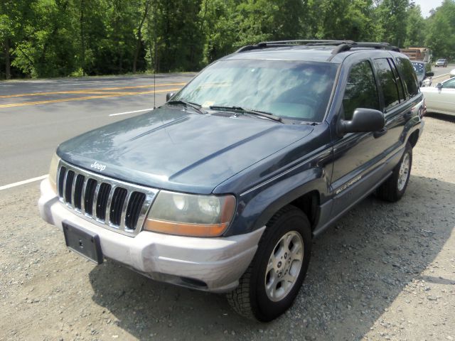 Jeep Grand Cherokee 2001 photo 2