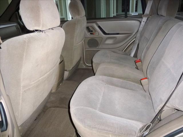 Jeep Grand Cherokee 2001 photo 1