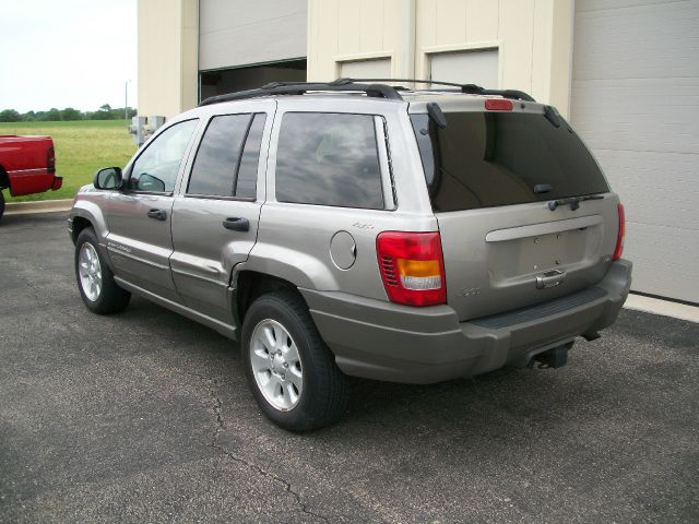 Jeep Grand Cherokee 2001 photo 2