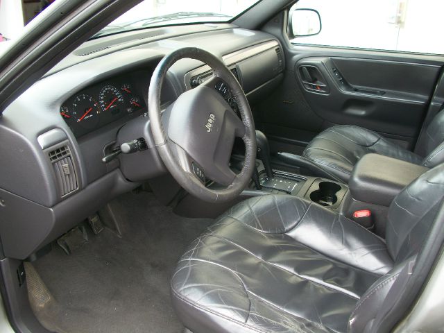Jeep Grand Cherokee 2001 photo 4