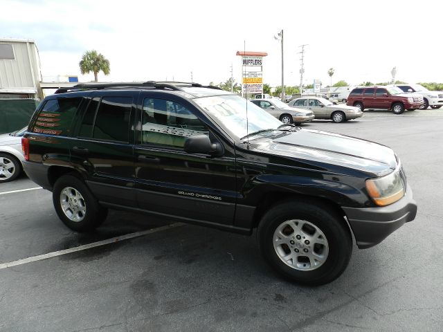 Jeep Grand Cherokee 2001 photo 4