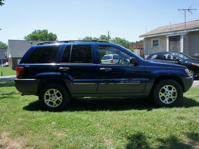 Jeep Grand Cherokee 2001 photo 3