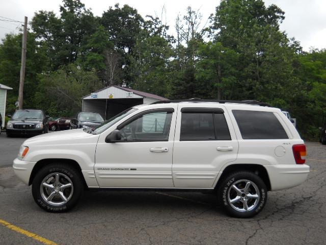 Jeep Grand Cherokee 2001 photo 1
