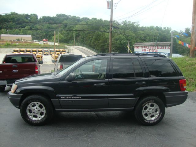 Jeep Grand Cherokee 2001 photo 1