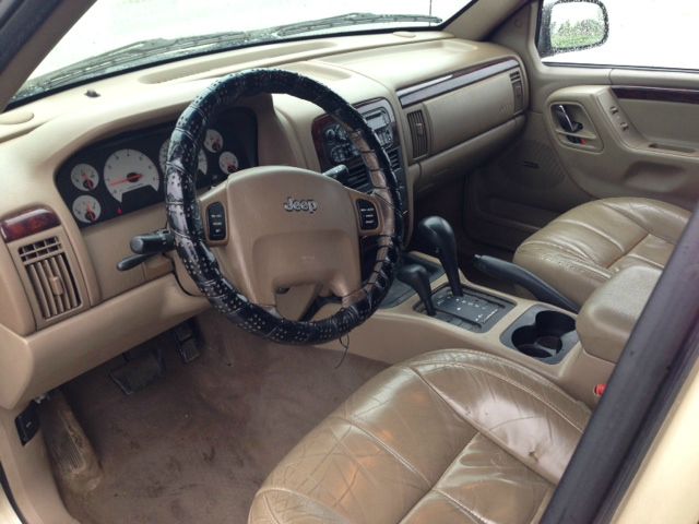 Jeep Grand Cherokee Super SUV