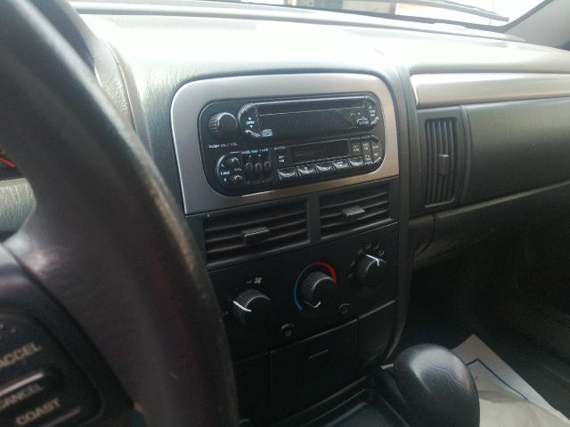 Jeep Grand Cherokee 2001 photo 2