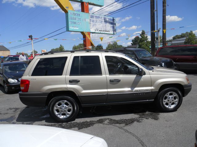 Jeep Grand Cherokee 2001 photo 1