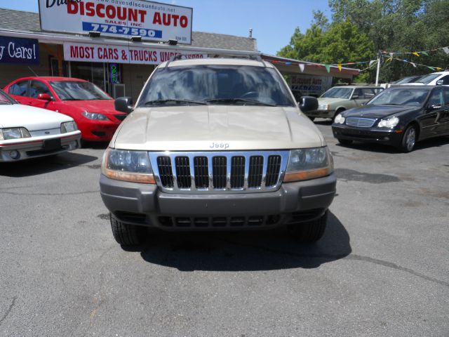 Jeep Grand Cherokee 2001 photo 3