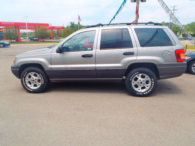Jeep Grand Cherokee 2001 photo 1