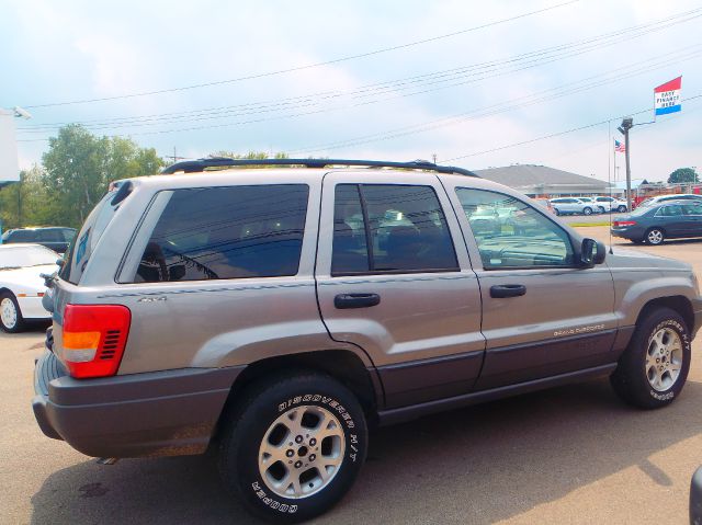 Jeep Grand Cherokee 2001 photo 2