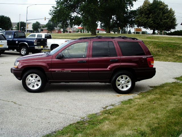 Jeep Grand Cherokee 2001 photo 1