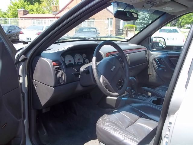 Jeep Grand Cherokee 2001 photo 1