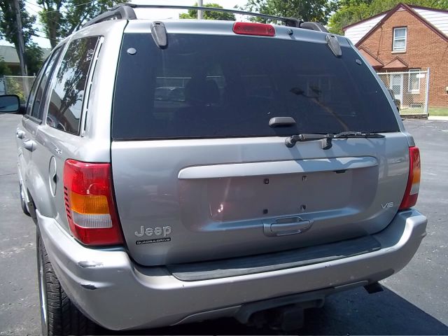 Jeep Grand Cherokee 2001 photo 2