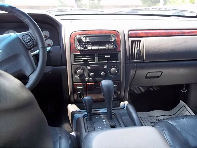 Jeep Grand Cherokee 2001 photo 3