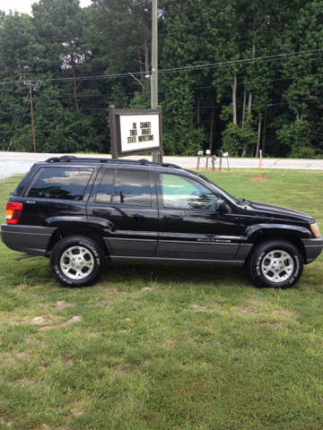 Jeep Grand Cherokee 2001 photo 2