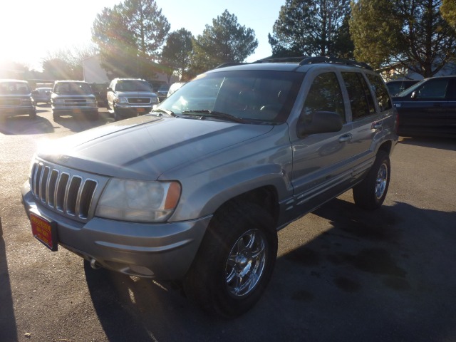 Jeep Grand Cherokee 2001 photo 2