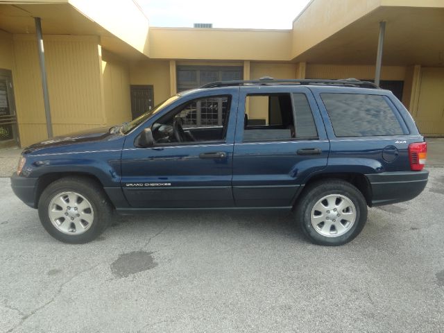 Jeep Grand Cherokee 2001 photo 2