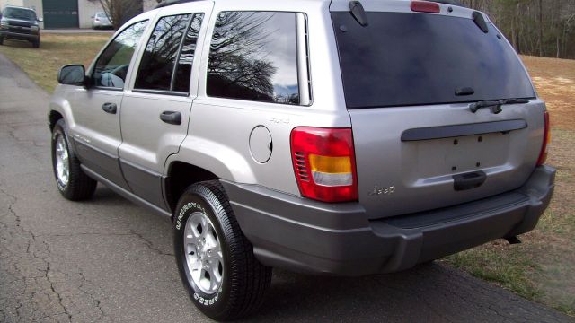 Jeep Grand Cherokee 2001 photo 3