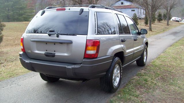 Jeep Grand Cherokee 2001 photo 4