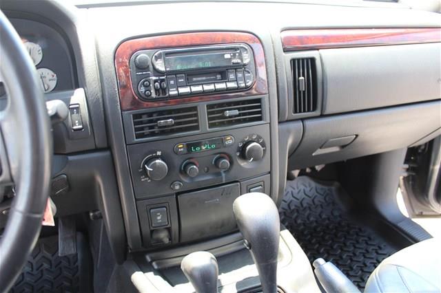 Jeep Grand Cherokee 2002 photo 33