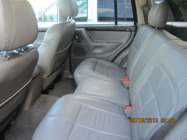 Jeep Grand Cherokee 2002 photo 4