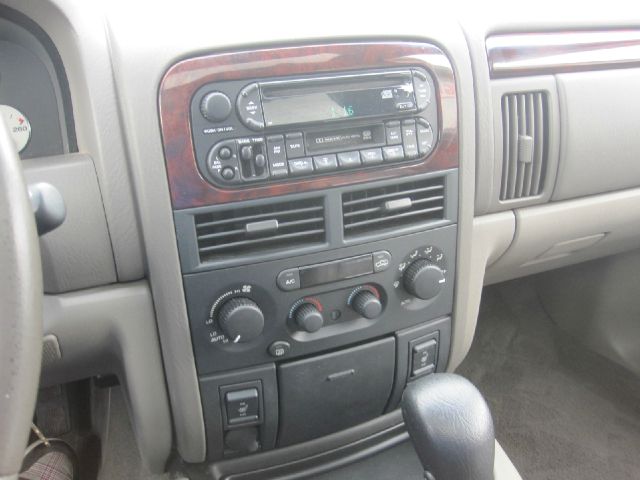 Jeep Grand Cherokee 2002 photo 8