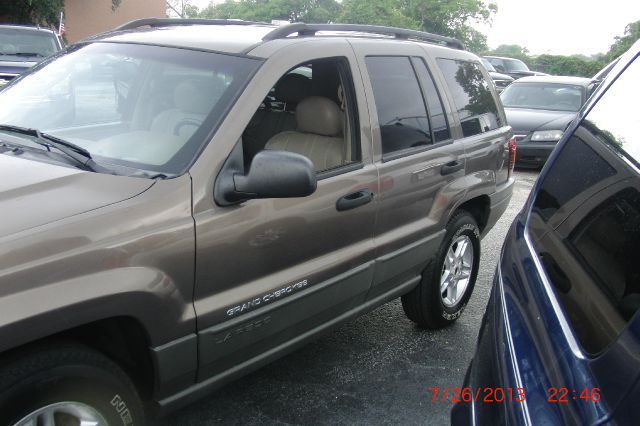 Jeep Grand Cherokee 2002 photo 2