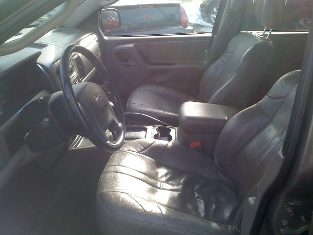 Jeep Grand Cherokee 2002 photo 3