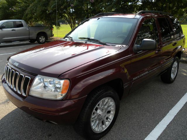 Jeep Grand Cherokee 2002 photo 1