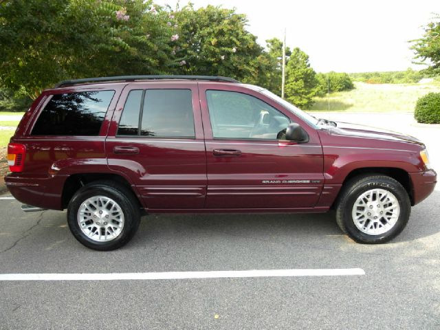 Jeep Grand Cherokee 2002 photo 4