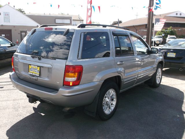 Jeep Grand Cherokee 2002 photo 4