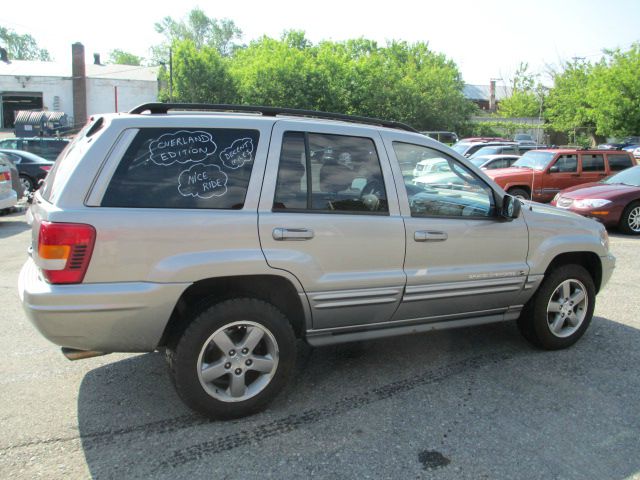 Jeep Grand Cherokee 2002 photo 1